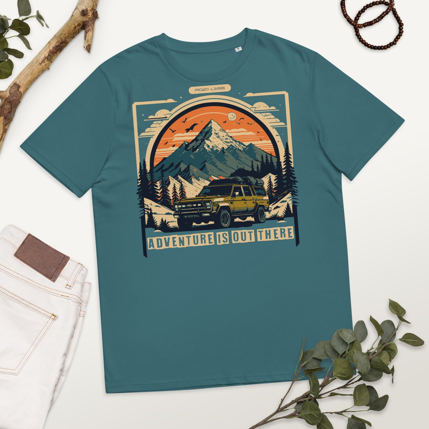 Unisex-Bio-Baumwoll-T-Shirt (Adventure is out there)